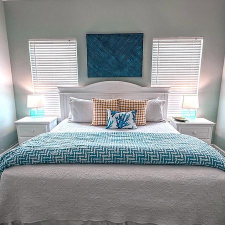 Eye-Catching Property W/ Picturesque Coastal Views Gulf Shores Exterior photo