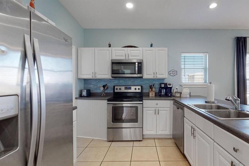 Eye-Catching Property W/ Picturesque Coastal Views Gulf Shores Exterior photo