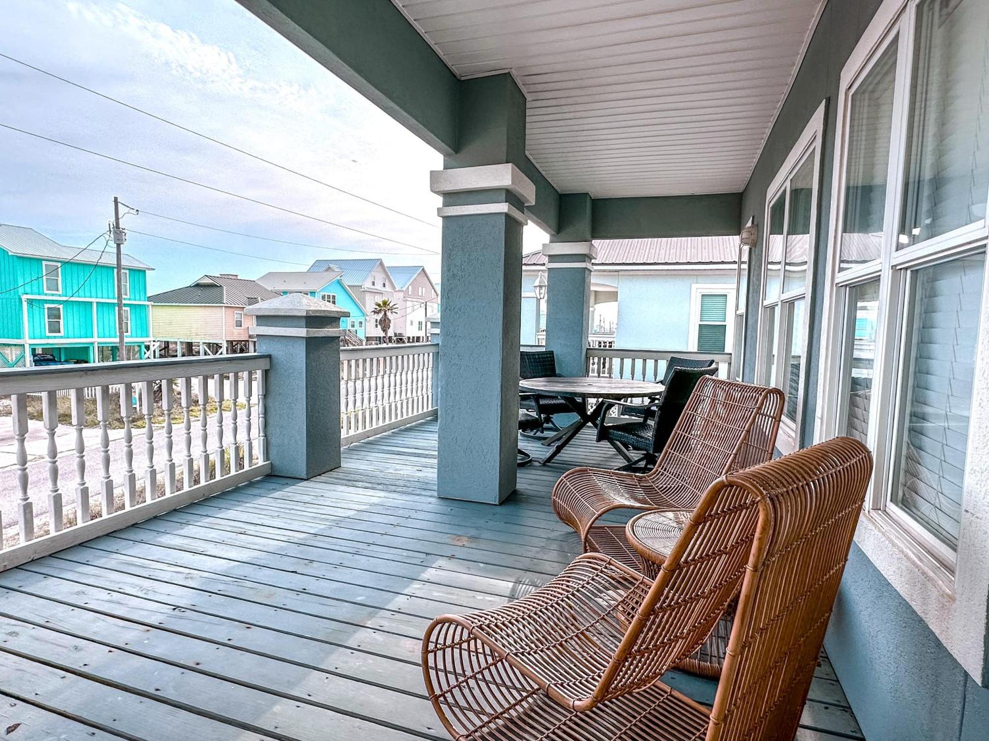 Eye-Catching Property W/ Picturesque Coastal Views Gulf Shores Exterior photo
