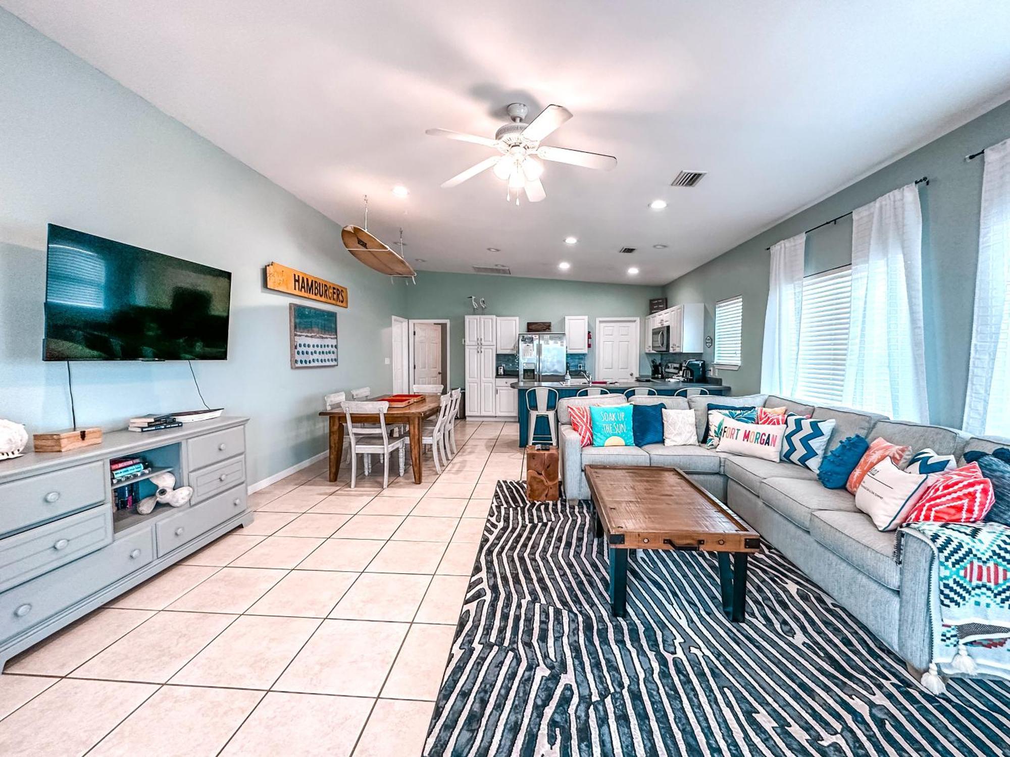 Eye-Catching Property W/ Picturesque Coastal Views Gulf Shores Exterior photo